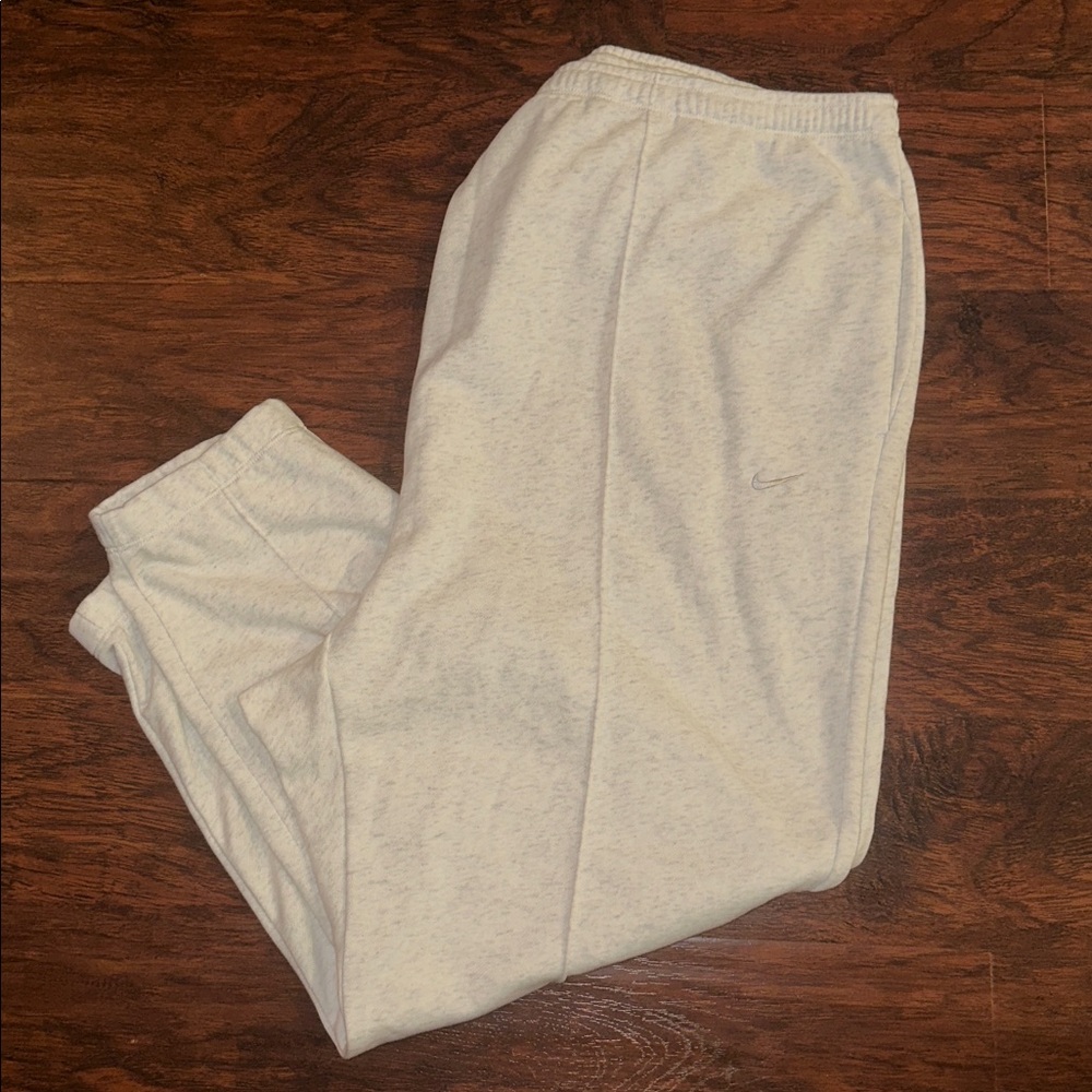NWT Nike High-Waisted Chill French Terry Birch Heather Sweatpants (3X)